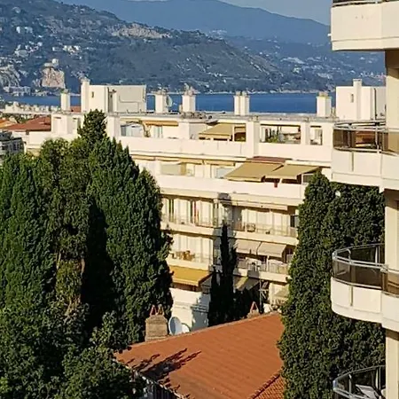 Au Citron Du Cap *